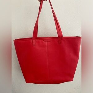 Leatherology Large Zippered Tote in Scarlet Red EUC